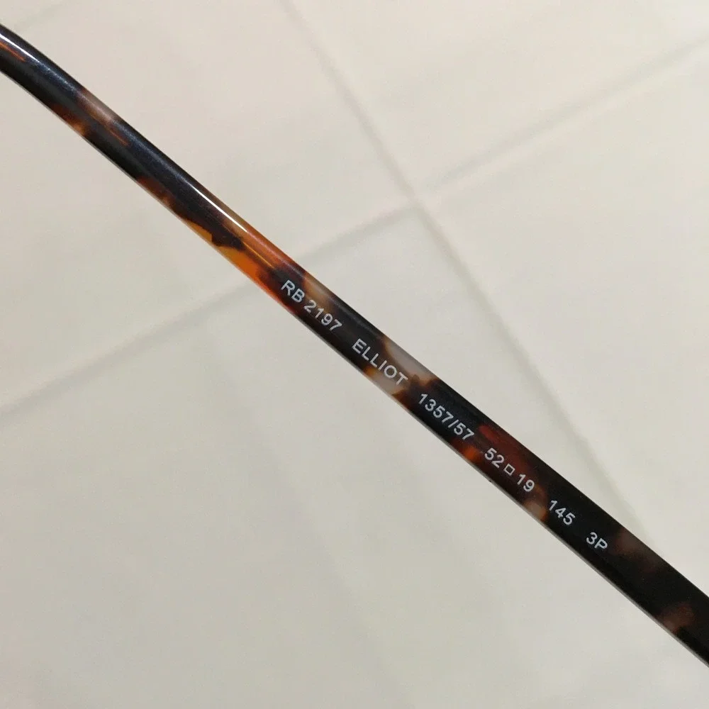 Ray-Ban Elliot RB2197 1357/57 Striped Havana Tortoise Polarized Sunglasses 52mm